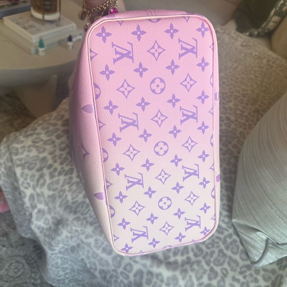 Louis Vuitton Sunrise Pastel Neverfull - Picture 12 of 12